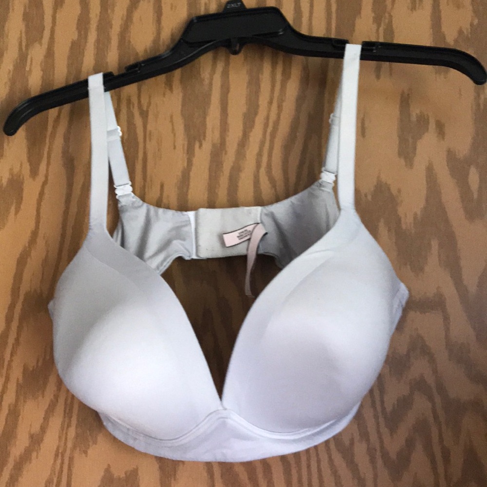 Victoria secret wireless bra